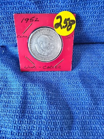 Image for 1952 Washington/Carver commemorative coin, half dollar