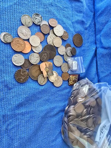 Image for Wheat pennies and mixed coins