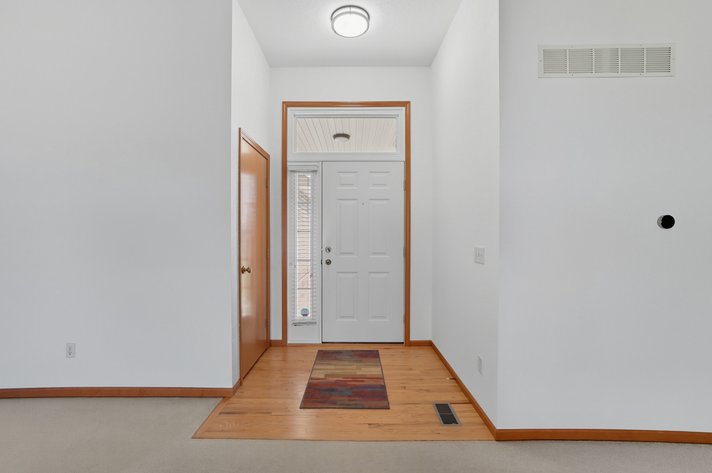 Image for 32 Fountain Drive, Holland, Ohio 43528