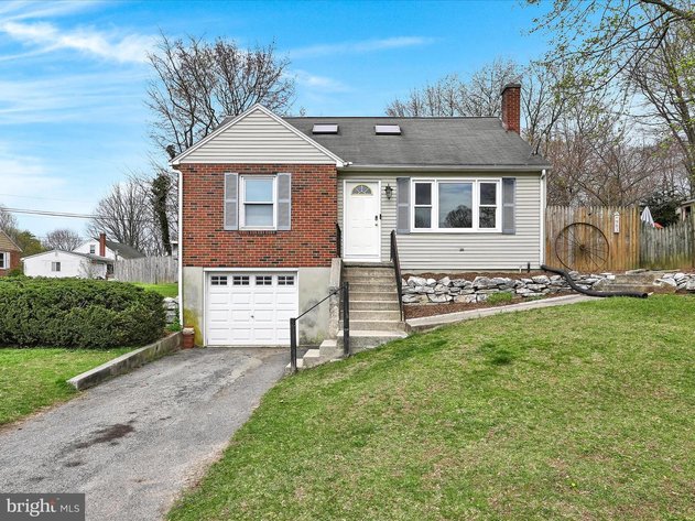 983 Sunnyside Road - Hummelstown, PA