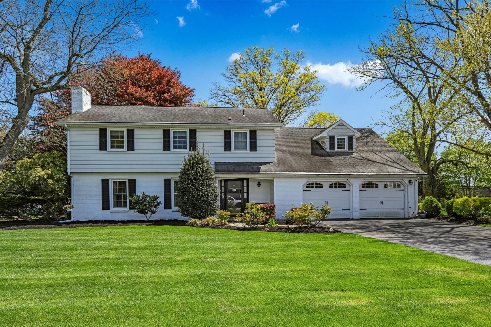 Image for 304 West Orchard Drive - Palmyra