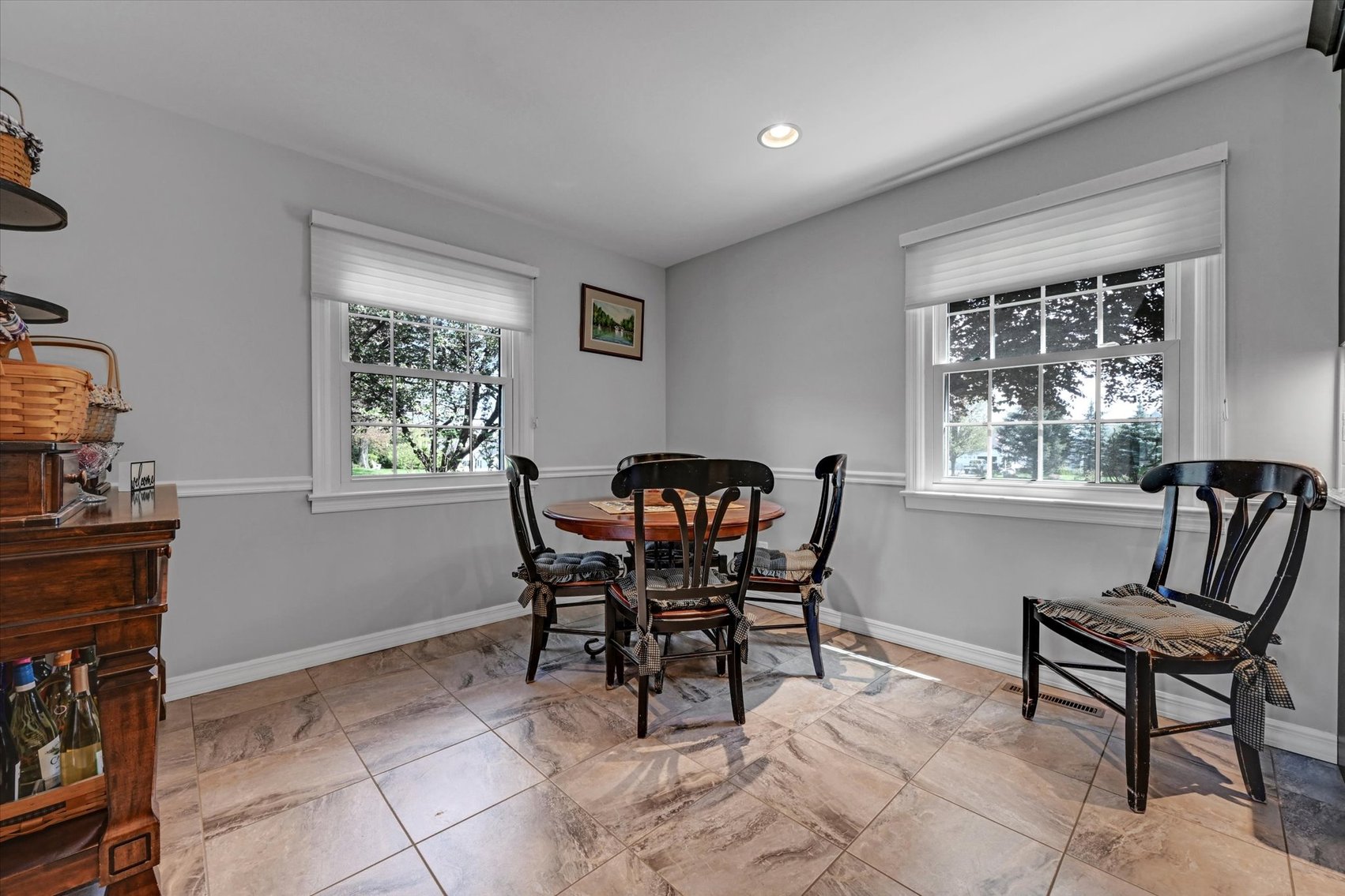 Image for 304 West Orchard Drive - Palmyra