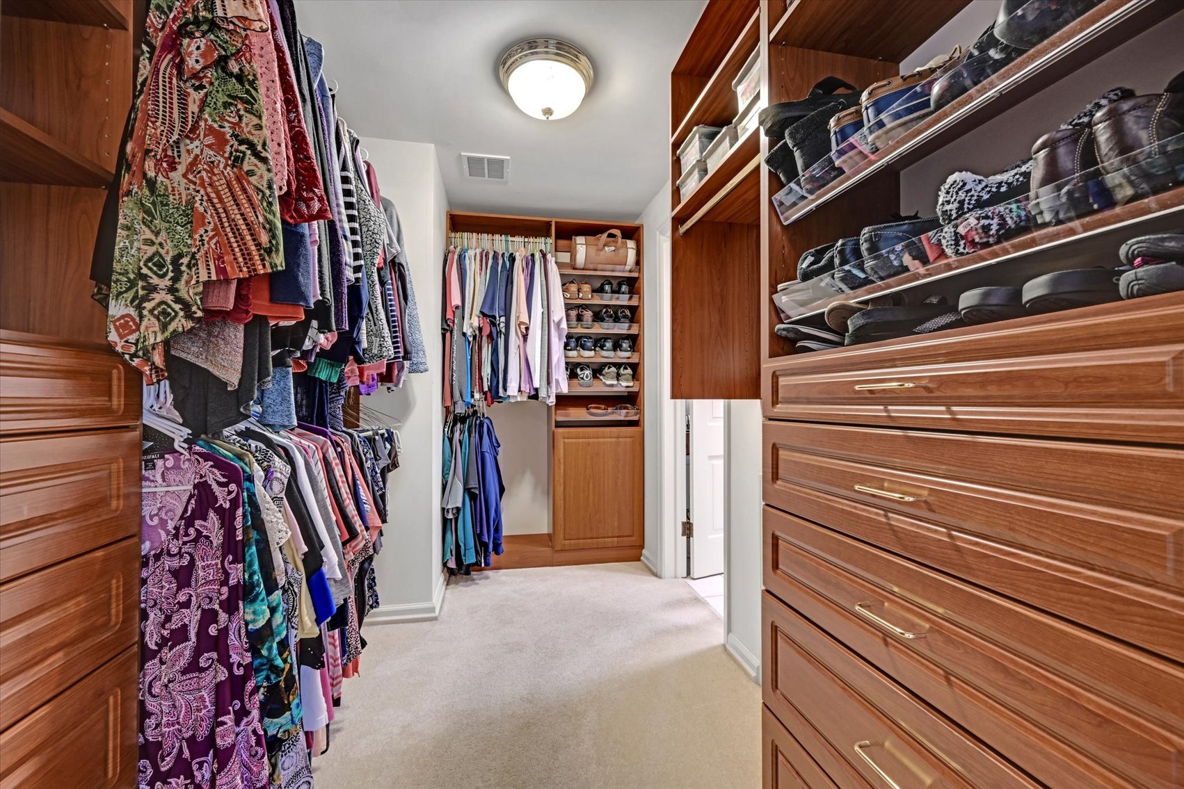 Image for 304 West Orchard Drive - Palmyra