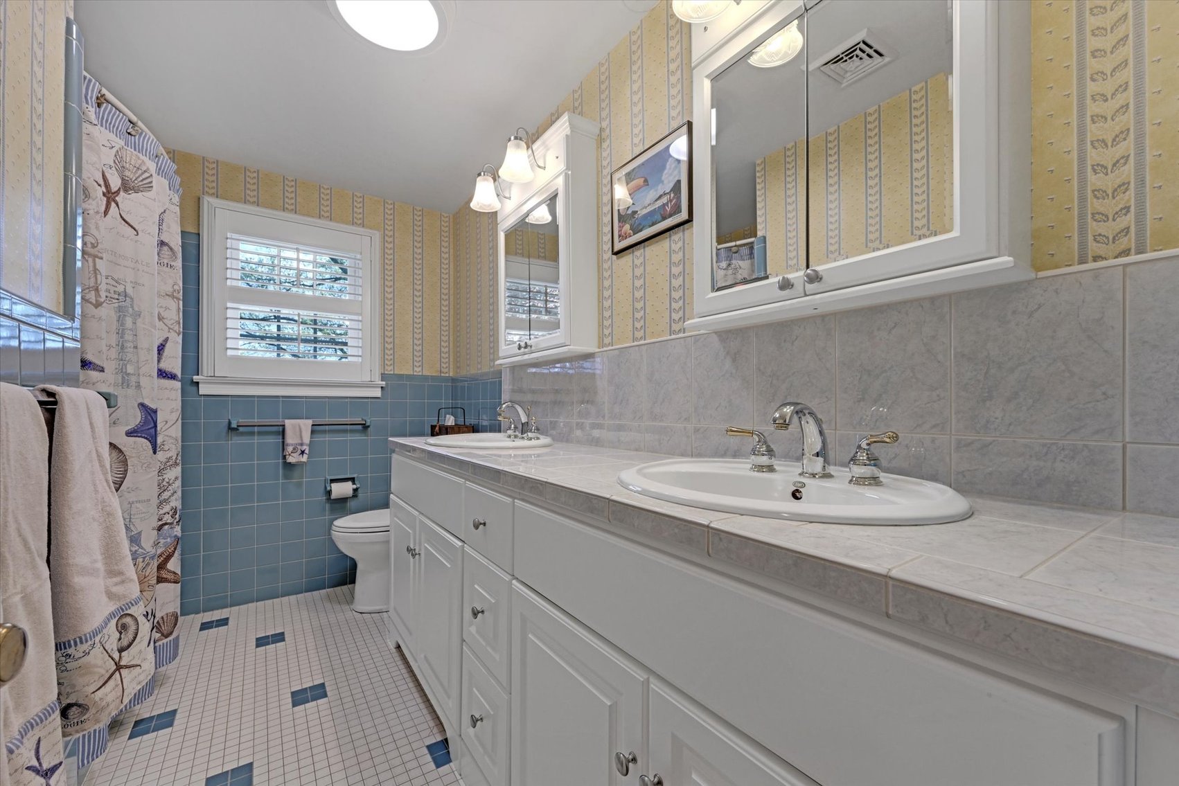 Image for 304 West Orchard Drive - Palmyra