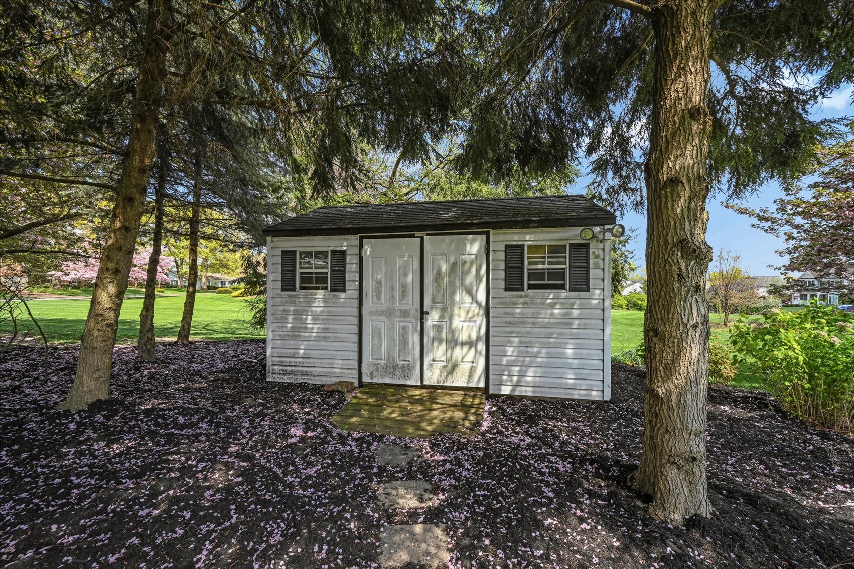 Image for 304 West Orchard Drive - Palmyra