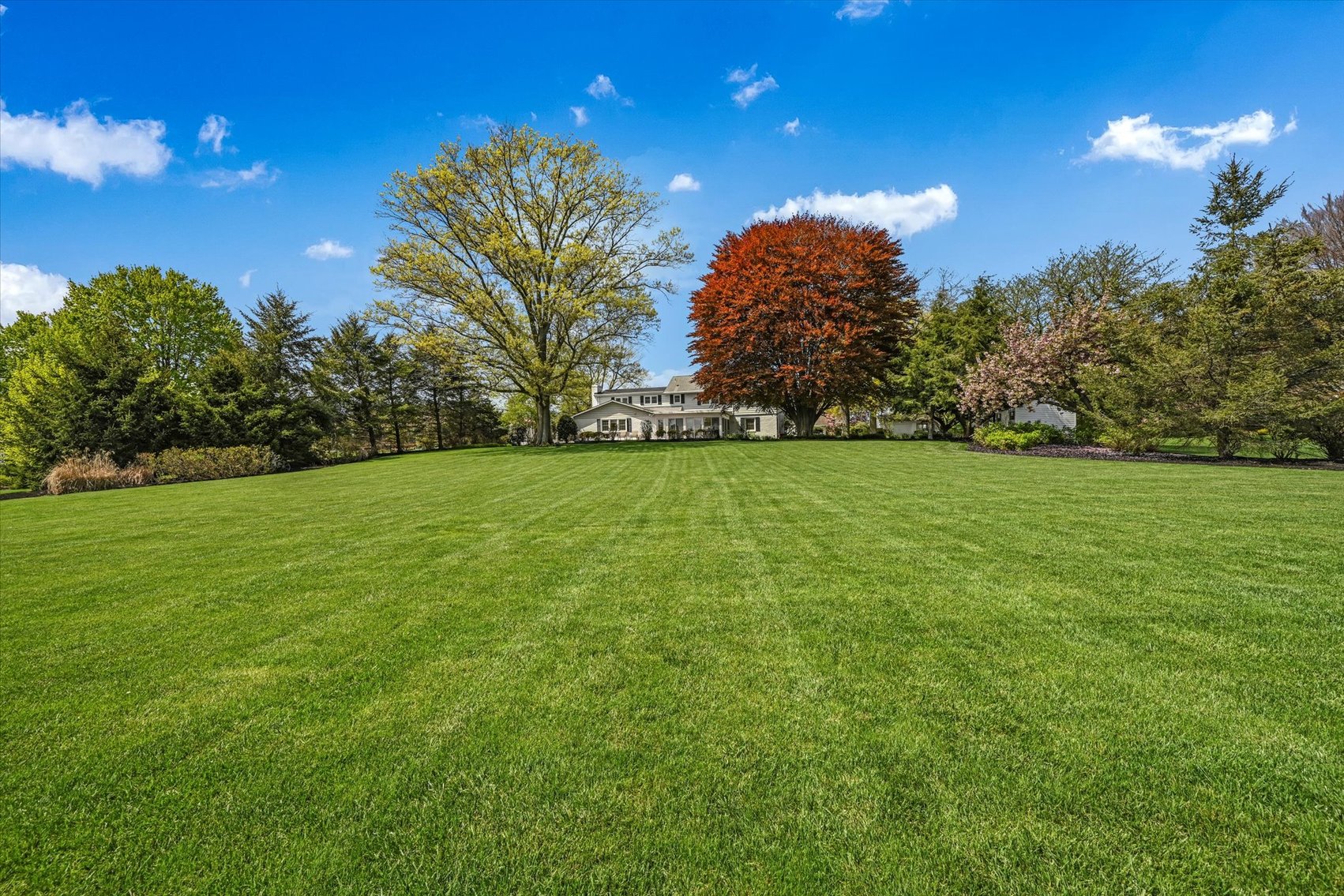 Image for 304 West Orchard Drive - Palmyra