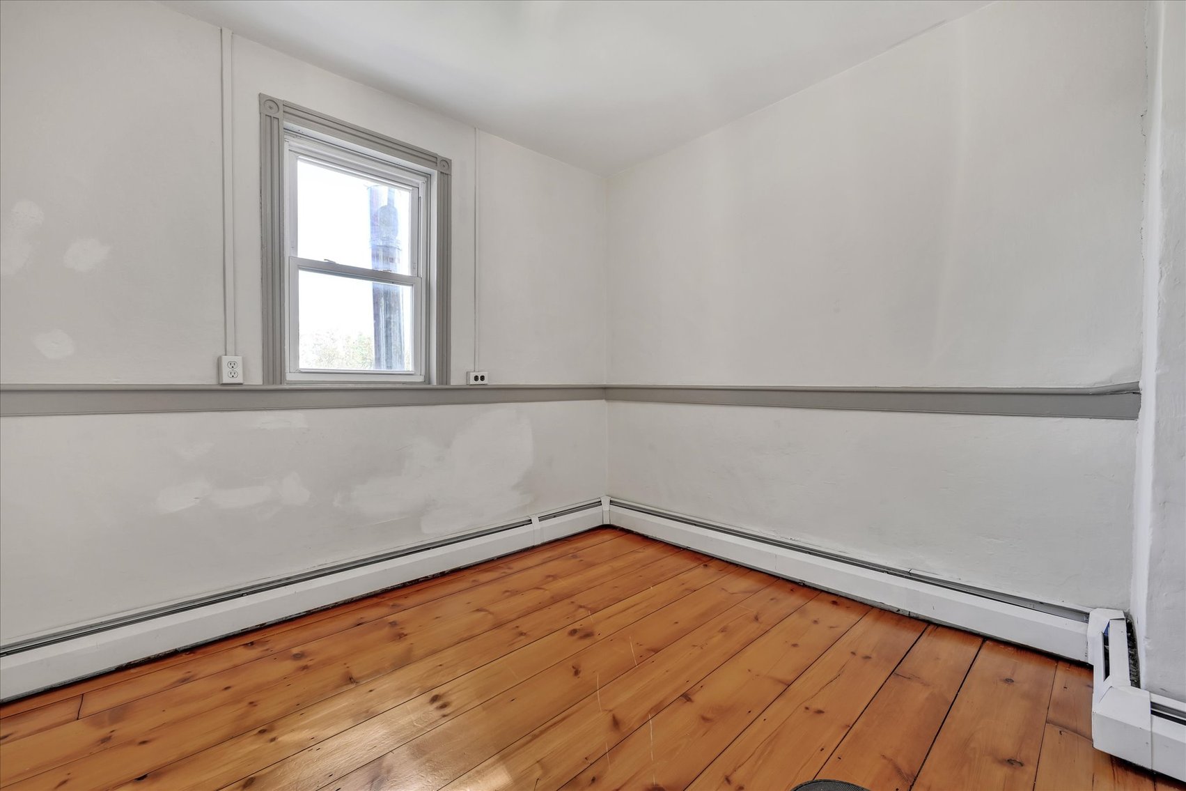 Image for Real Estate Auction - Jonestown