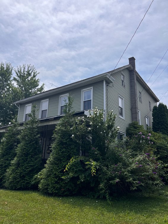 Image for ONLINE REAL ESTATE AUCTION - FIXER UPPER!