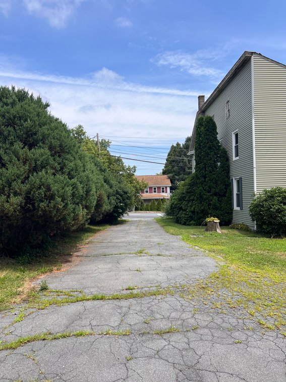 Image for ONLINE REAL ESTATE AUCTION - FIXER UPPER!
