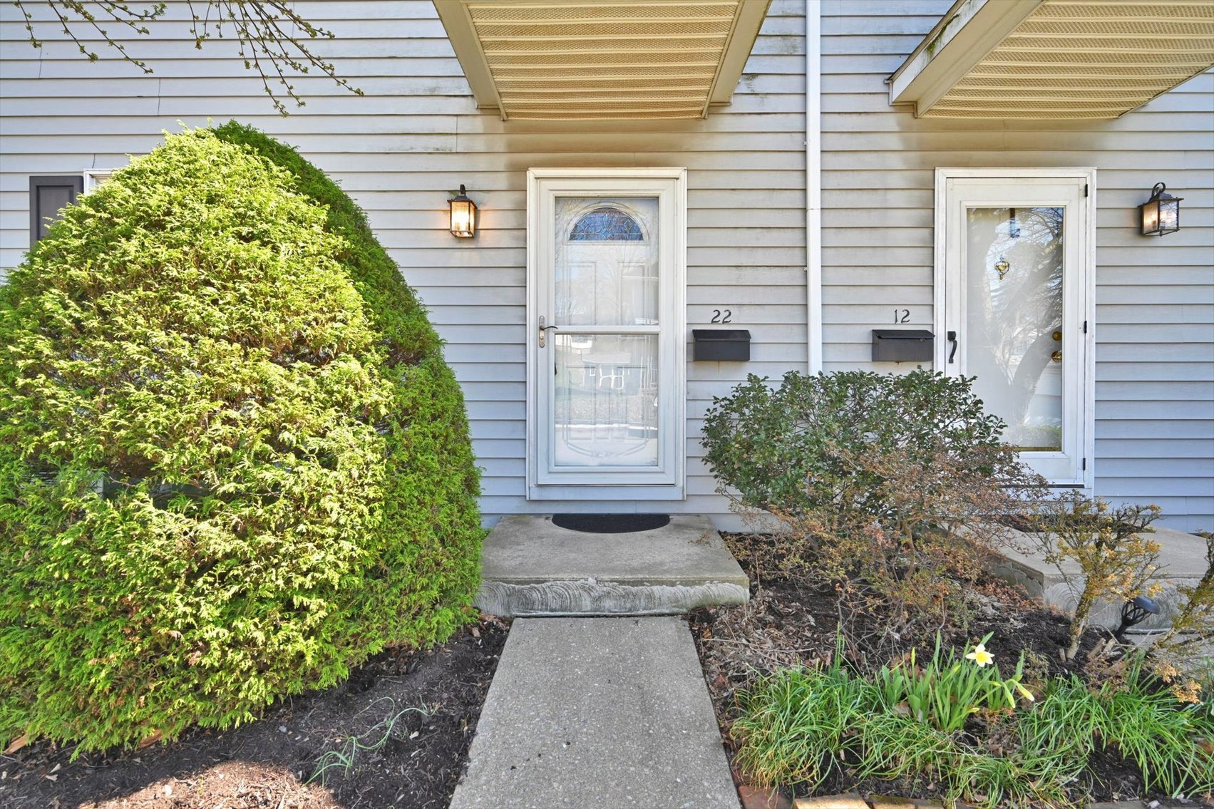 Image for Palmyra Real Estate Auction - Interior Townhome