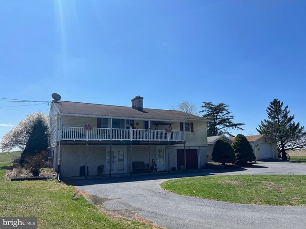 776 Mountain Road - Fredericksburg, PA