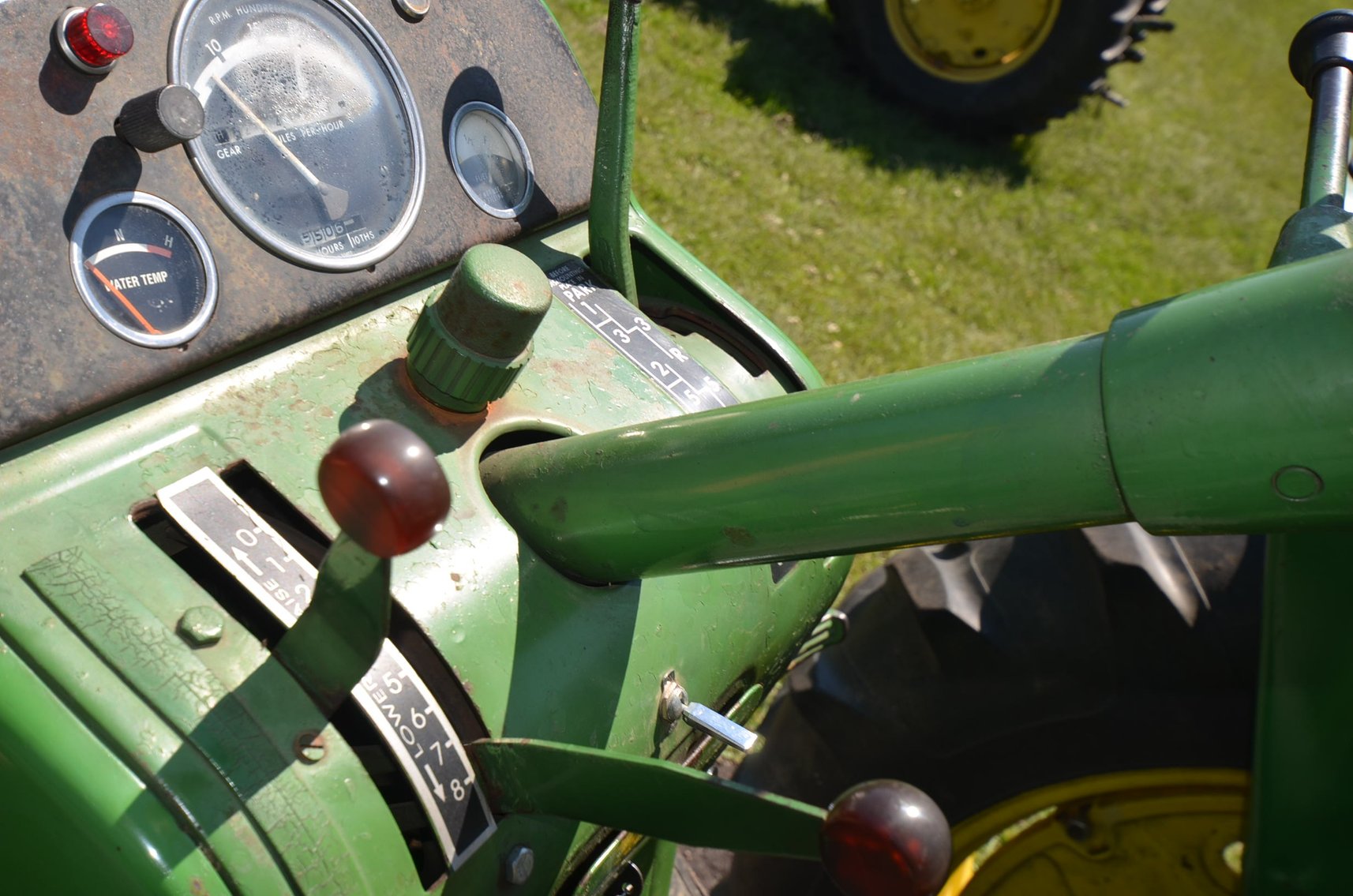 Image for TRACTORS, VEHICLES, FARM EQUIP, SHOP TOOLS, PERSONAL PROPERTY - Mondovi, WI