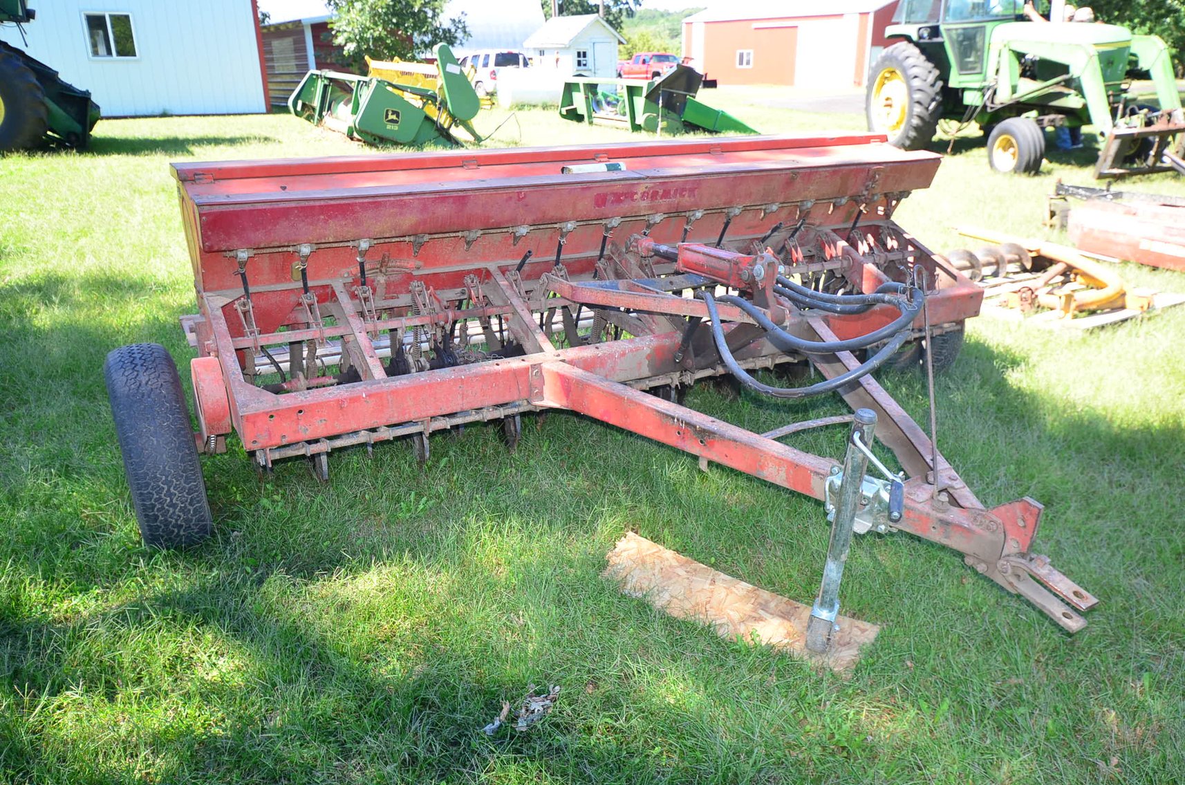 Image for TRACTORS, VEHICLES, FARM EQUIP, SHOP TOOLS, PERSONAL PROPERTY - Mondovi, WI