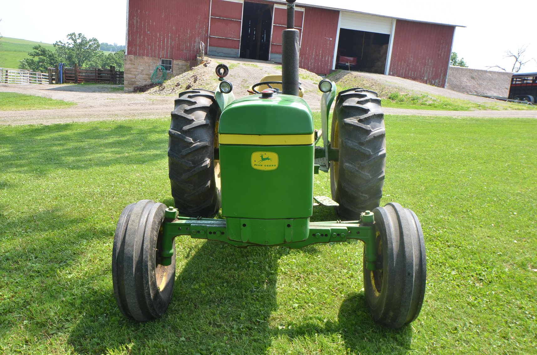 Image for JOHN DEERE 2440 TRACTOR, FORD 8N, NH 411 DISCBINE - Minnesota City, MN