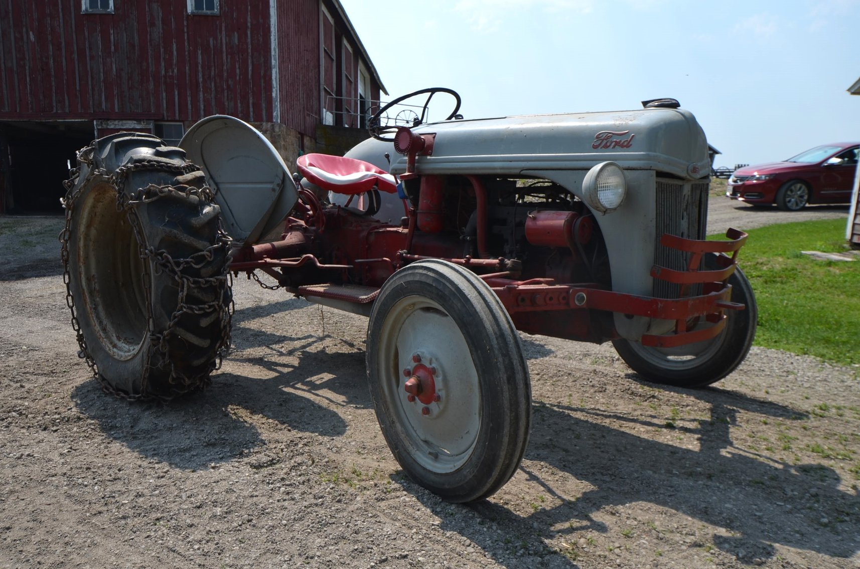 Image for JOHN DEERE 2440 TRACTOR, FORD 8N, NH 411 DISCBINE - Minnesota City, MN