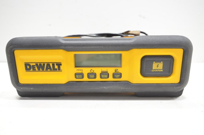 Image for DeWalt  Battery Charger / Maintainer
