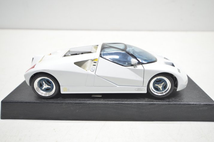 Image for Maisto Ford GT90 Model Car