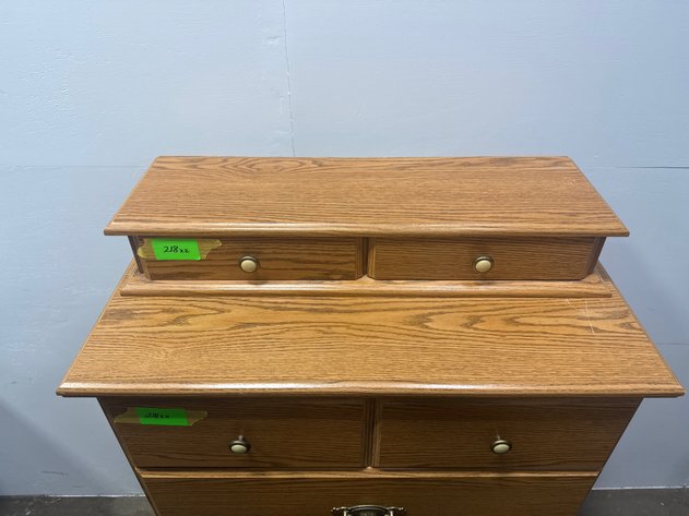 Image for Dresser With Jewelry Box, 2-Pc