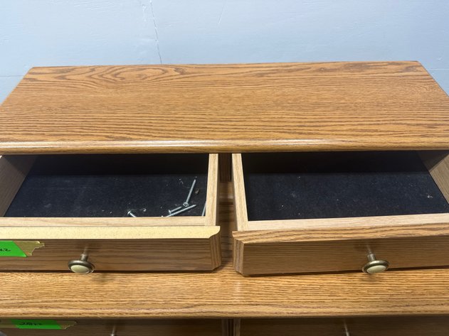 Image for Dresser With Jewelry Box, 2-Pc