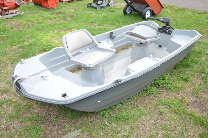 Image for BassTender 11 Polyethylene Fishing Boat