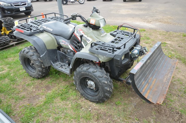 Image for 2004 Polaris Sportsman 4x4 ATV