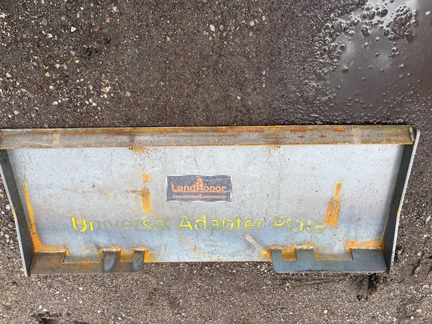 Image for Landhonor Skid Steer Universal Adapter Plate