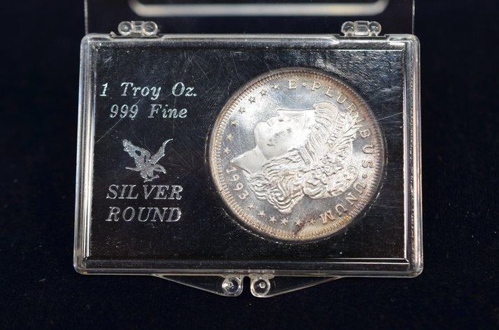 Image for 1993 1 oz APM Morgan Silver Round