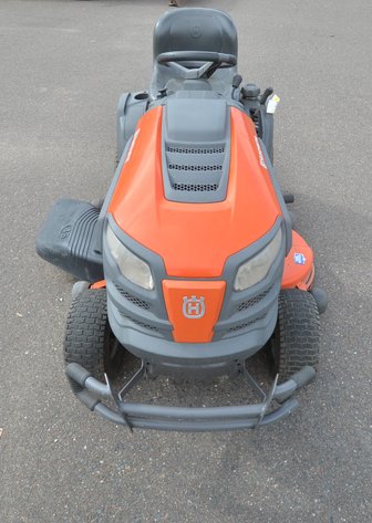 Image for Husqvarna YT46LS Riding Lawn Mower