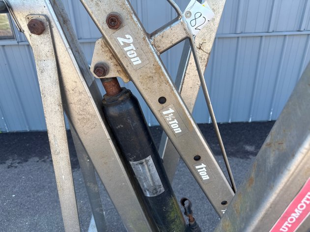 Image for Pittsburgh Engine Hoist
