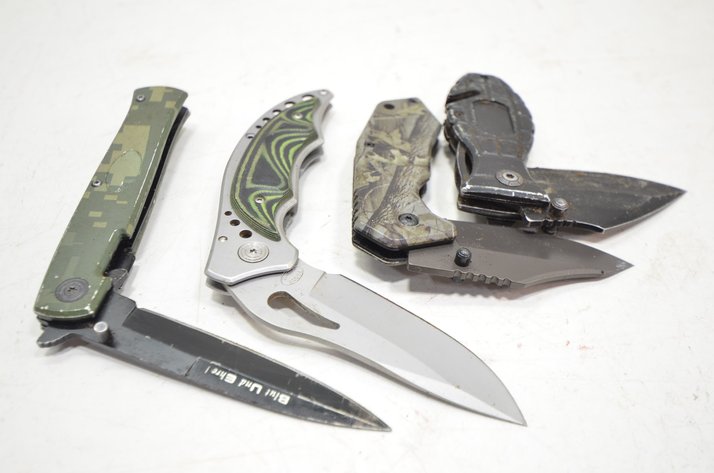 Image for (4) Folding Knives