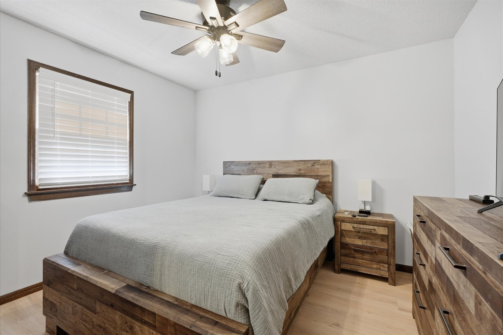 Image for 213 Thomas St. Weston, MO. 64098