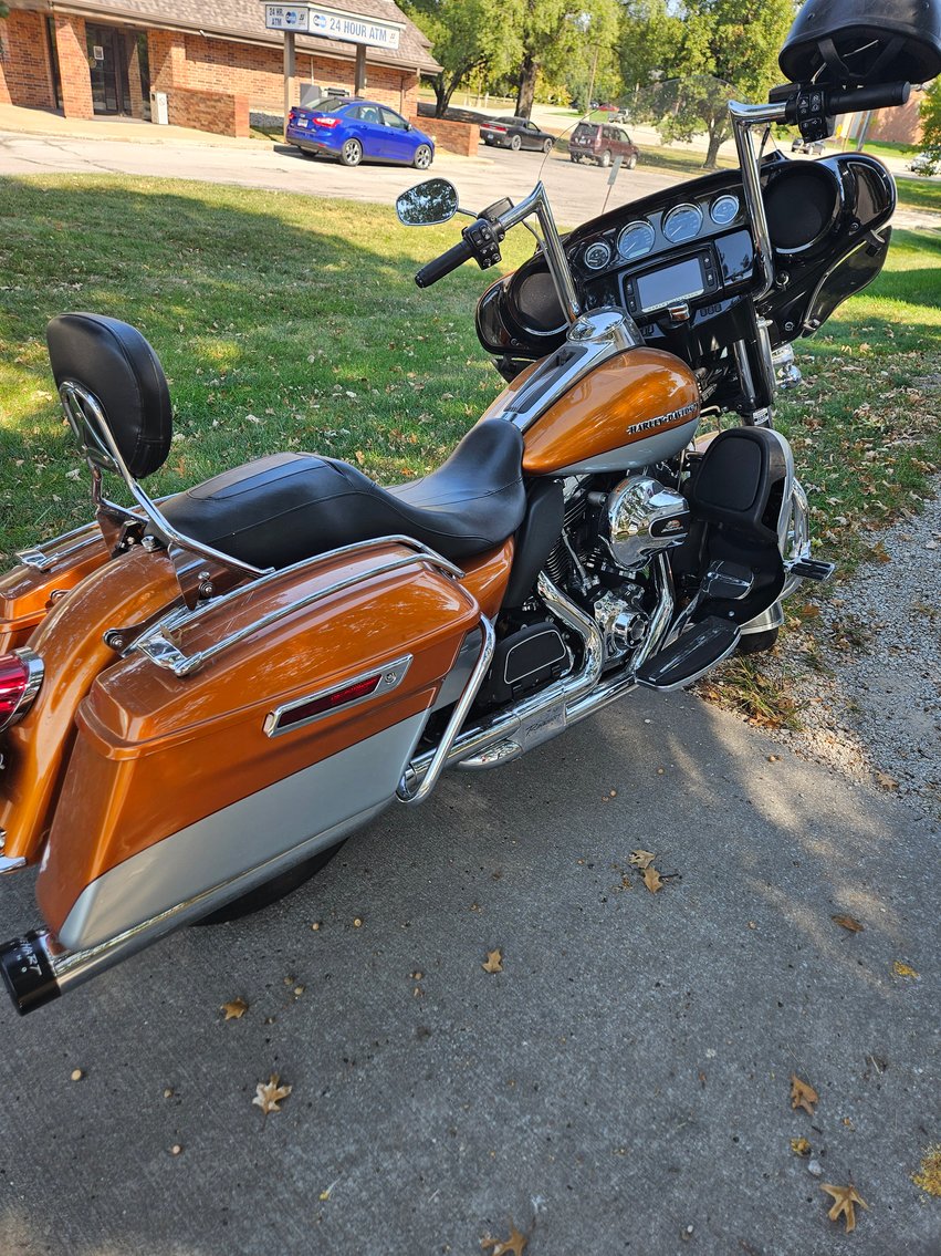 Image for 2014 Harley Limited Electra glide
