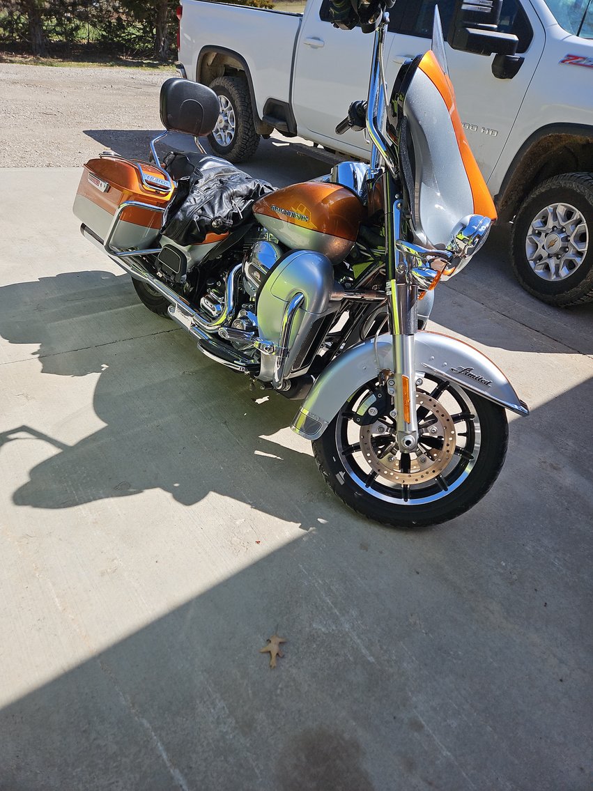 Image for 2014 Harley Limited Electra glide