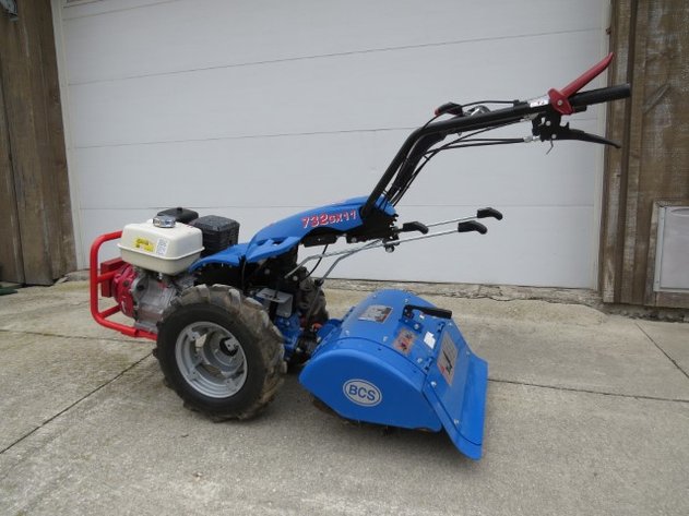 Image for Vintage & Present Assortment Sale - Elora