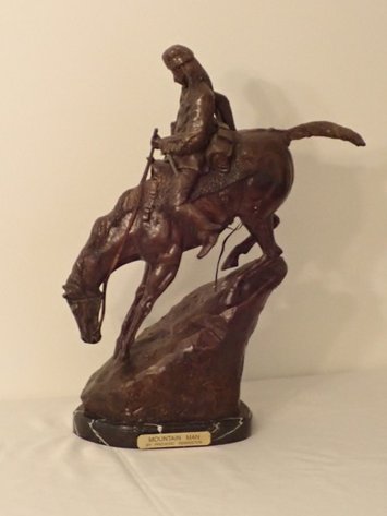 Image for Mono Countryside Moving Sale