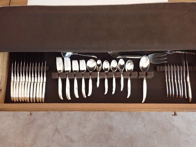 Image for Rogers Brothers Silverplate Flatware Set