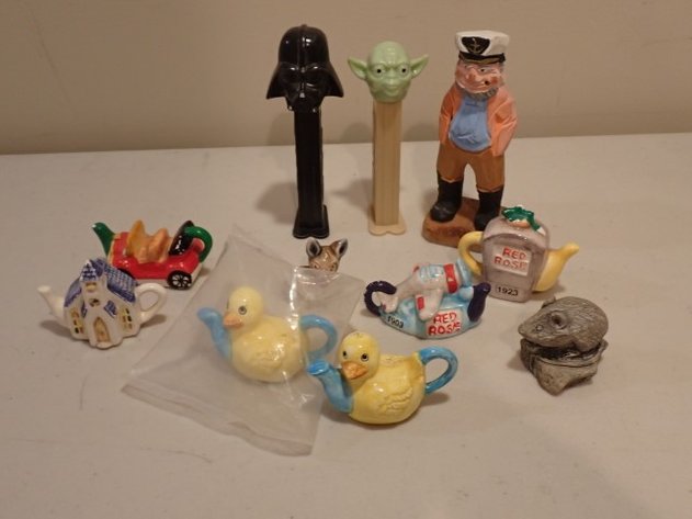 Image for Tiny Figurines and such