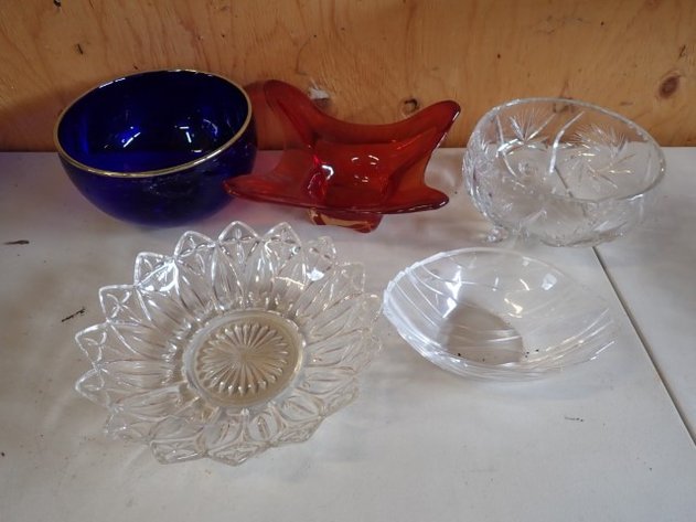 Image for Crystal & Glass Bowl Collection & Placemats