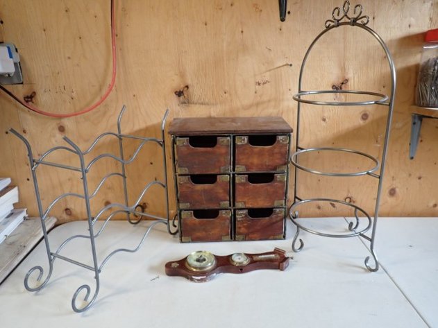 Image for Lot of Wire Frame Home Decor