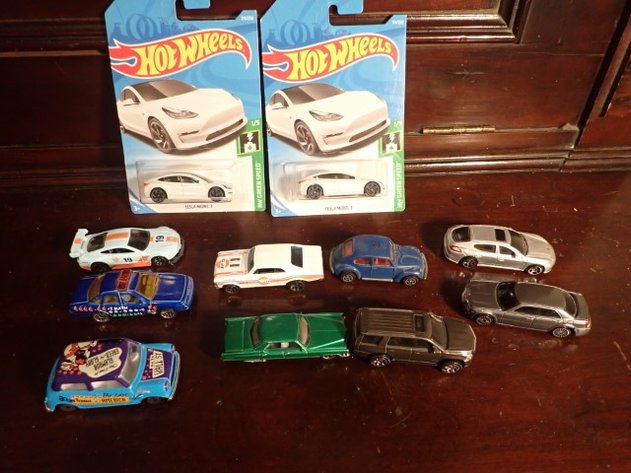 Image for Hotwheels & Matchbox Die-Cast Toy Cars
