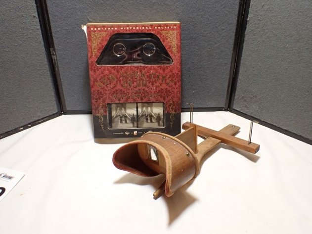 Image for Wooden Stereoscope Plus