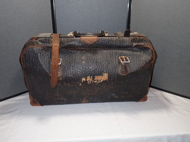 Image for This Ol' Suitcase!