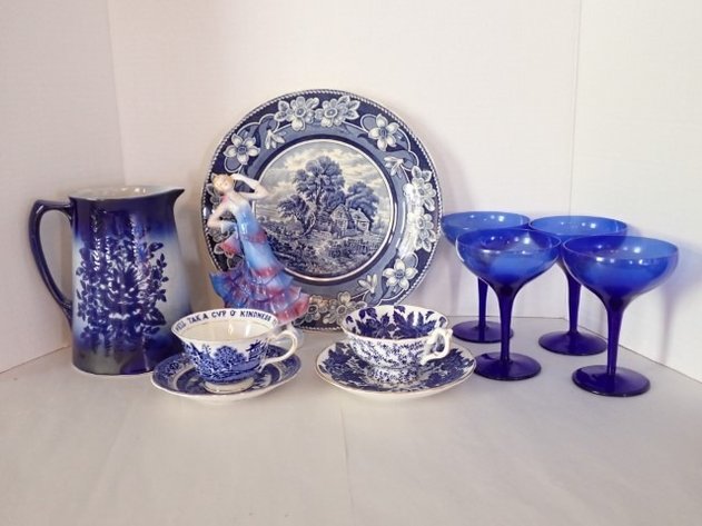 Image for Antique & Vintage Blue & White Ceramics