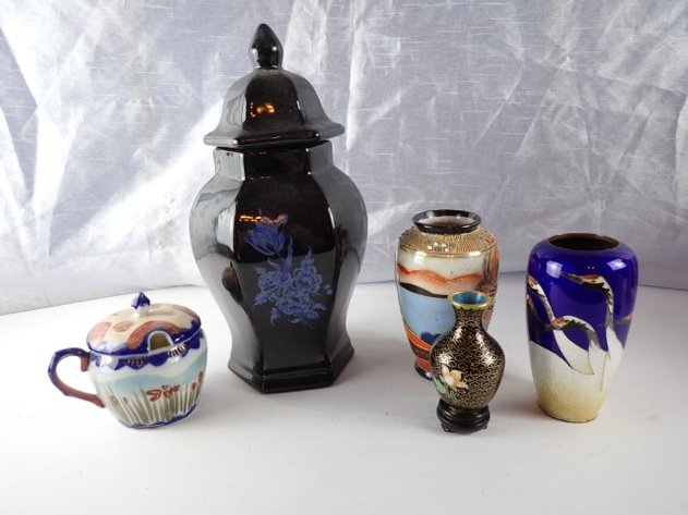 Image for Japanese Porcelain Collectibles