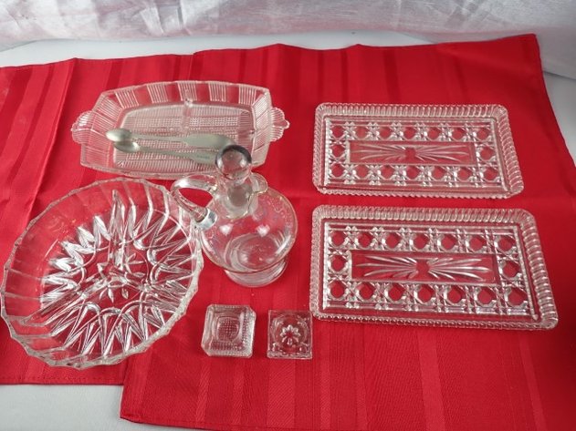 Image for Elegant Crystal Serving Items