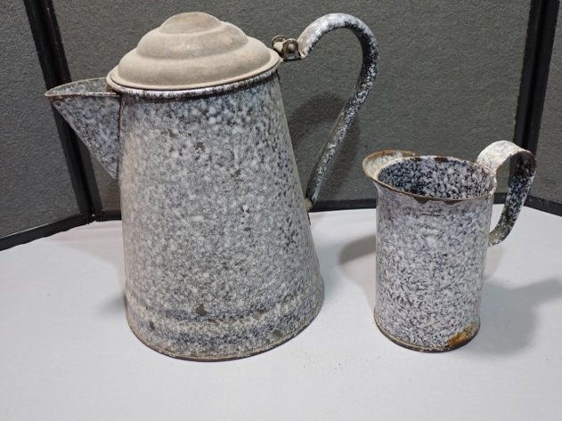 Image for Antique Gray Graniteware