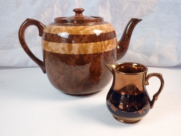 Image for Sadler Brown Betty English Teapot