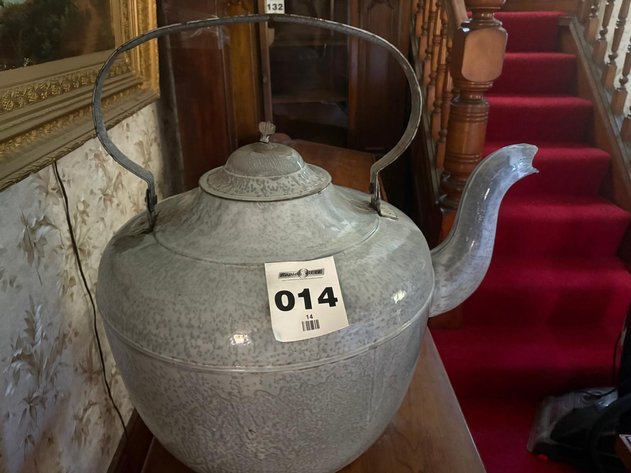 Image for Giant Granite Ware Kettle