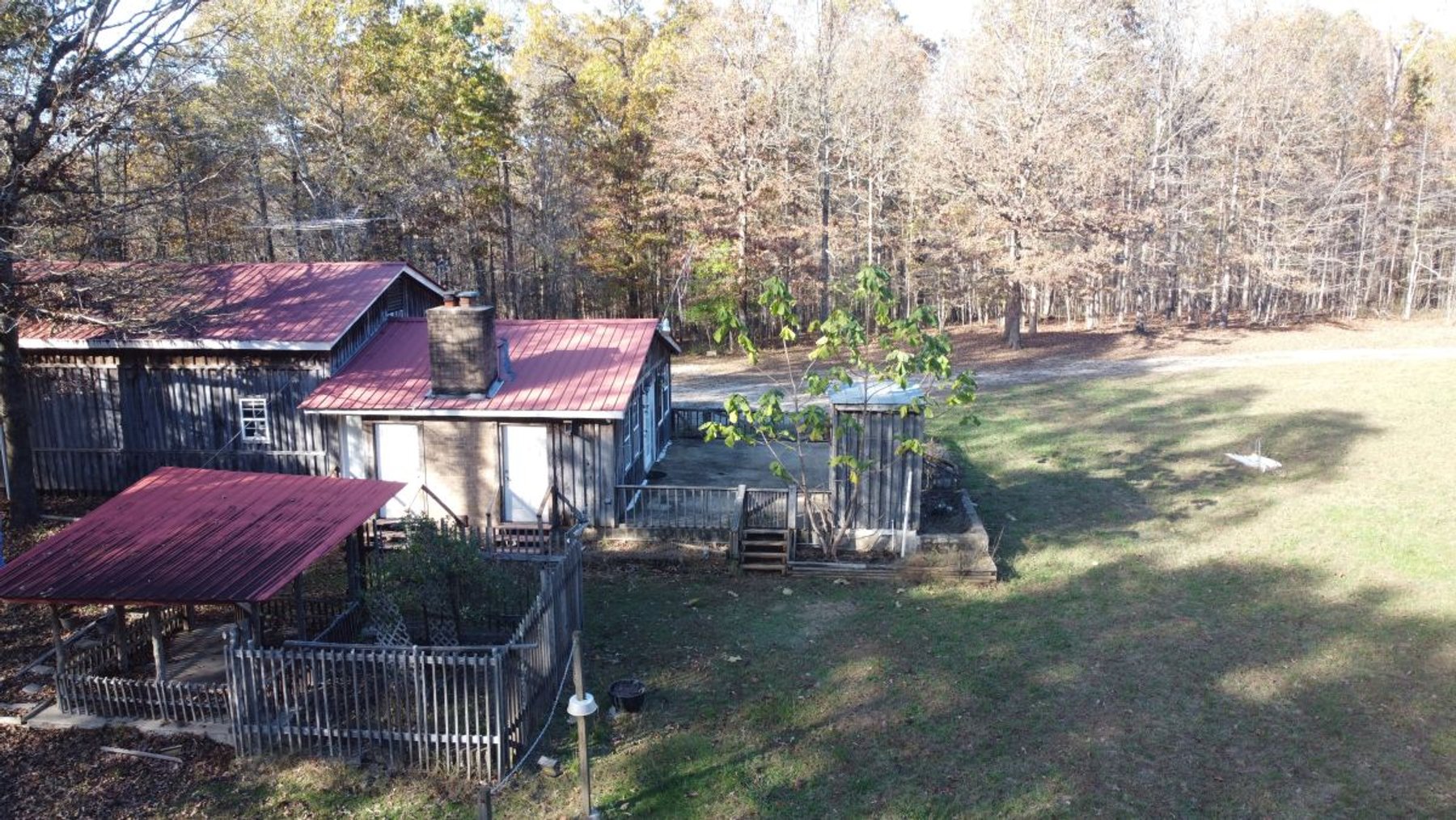 Image for Rustic Retreat / Country Getaway on 16+ Acres 1 Hour West of Nashville