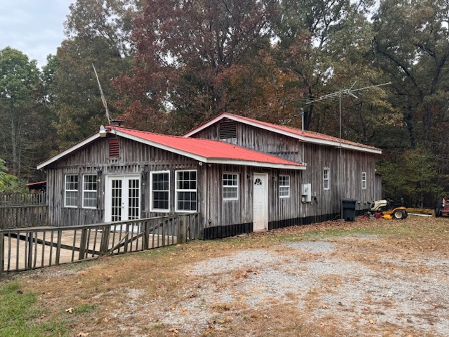 Image for Rustic Retreat / Country Getaway on 16+ Acres 1 Hour West of Nashville